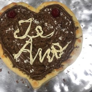 imagem do produto Esfiha Coração - Escolha Qualquer Sabor Doce e Presenteia Quem Você Ama