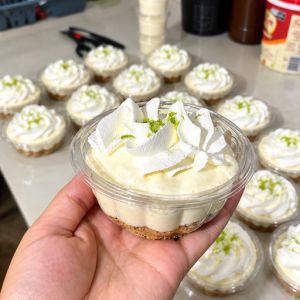 imagem do produto Cheesecake De Limão Com Brigadeiro