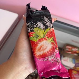 imagem do produto Gelo Sabor Morango 