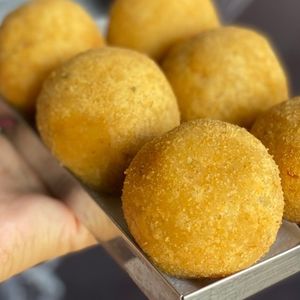 imagem do produto Bolinho De Costela Com Creme Cheese 