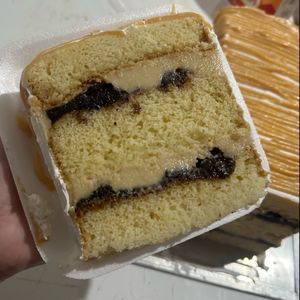 imagem do produto Fatia Bolo Doce De Leite Com Ameixa 