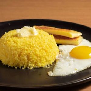 imagem do produto Cuscuz Com Ovo E Queijo Coalho 