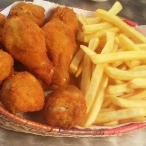 imagem do produto Coxinha da asa com batata frita