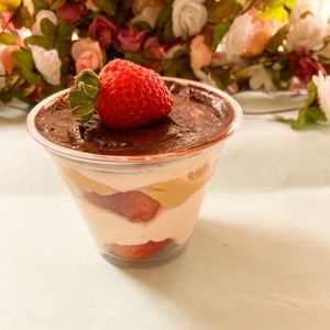 imagem do produto Bombom morango no pote