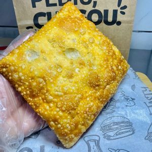 imagem do produto Pastel frito carne moída com queijo 