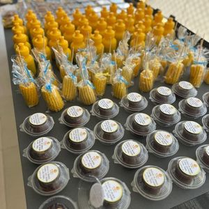 imagem do produto Bolinho de cenoura adoçado com uva-passa