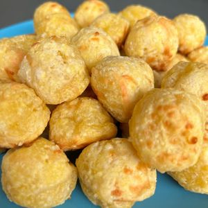 imagem do produto 24 Pães de queijo - Cenoura orgânica