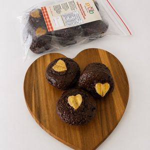 imagem do produto 6 Bolinhos de banana orgânica com cacau 100%, adoçados com uva-passa