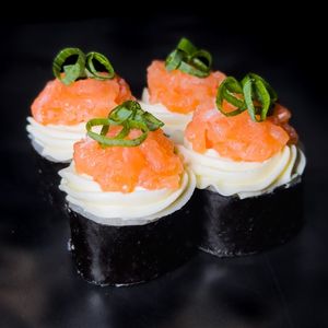 imagem do produto Futomaki Especial Salmão Cru