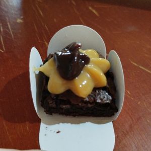 imagem do produto Mini Brownie (doce de leite e brigadeiro)
