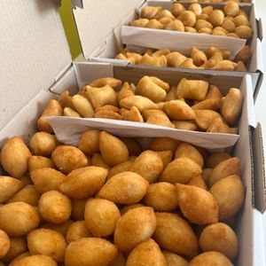 imagem do produto 10 Mini salgados sabores sortidos 