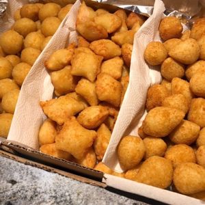 imagem do produto 50 Mini Salgados Sabores sortidos  