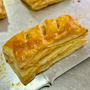 imagem do produto Folhado de queijo