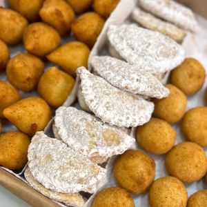 imagem do produto Cento de salgados (especiais)