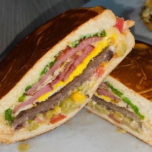 imagem do produto Box N°6 Carne + Calabresa