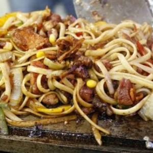 imagem do produto Macarrão na chapa com carne gourmet 