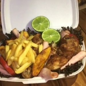 imagem do produto Porção de batata frita com frango a passarinho M