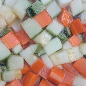 imagem do produto Cenoura e abobrinha em cubos 350g