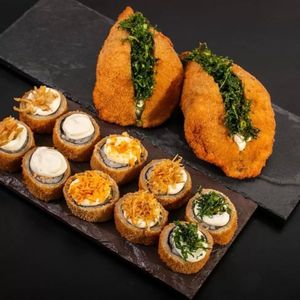 imagem do produto 2 Temakis Empanado + 10 Hot Roll sortidos 