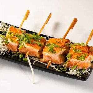 imagem do produto HOBATA DE SALMÃO  4 UNIDADES 