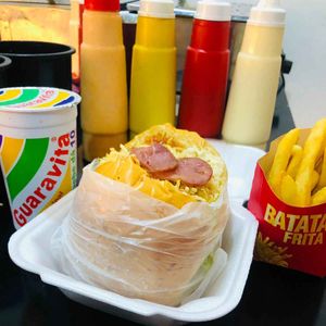 imagem do produto DUPLO BURGUER + BATATA FRITA + GUARAVITA