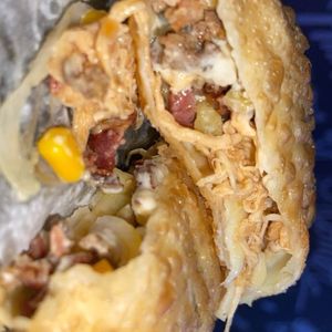 imagem do produto MONTE SEU PASTEL COM ATÉ 8 COMPLEMENTOS