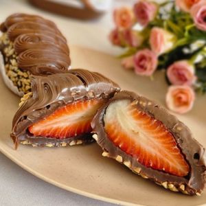 imagem do produto Coxinha de Morango - Tipo Ferrero 
