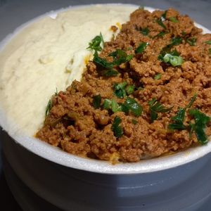 imagem do produto CARNE MOÍDA COM PURÊ DE BATATA 