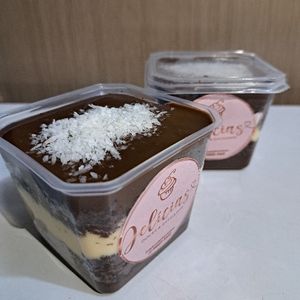 imagem do produto Bolo no pote coco com Brigadeiro 