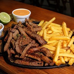 imagem do produto Porção de contra filé com fritas