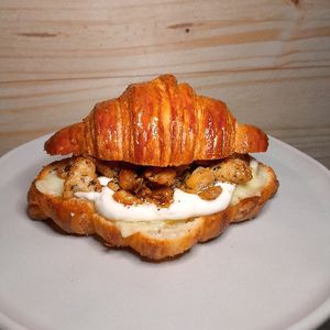 imagem do produto Croissant Frango e Requeijão 