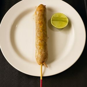 imagem do produto Linguiça (pernil suíno, queijo e pequi)