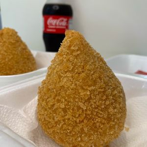 imagem do produto Coxinha frango e requeijão 