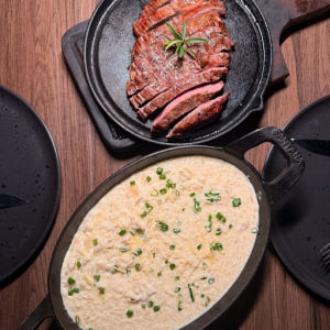 imagem do produto arroz à piamontese + steak + salada 