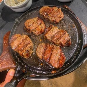 imagem do produto Filé mignon na Parrilla (incluso arroz e mandioca)