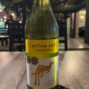 imagem do produto yellow tail chardonnay