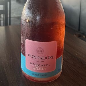 imagem do produto Espumante Mondadori moscatel rosé