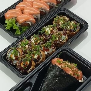 imagem do produto Combo Sendai/ 20 peças + 1 Temaki Filadélfia 