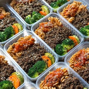 imagem do produto Fusilli (parafuso) integral a bolonhesa com legumes