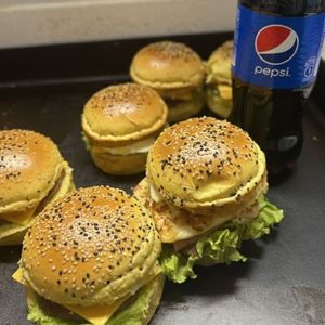 imagem do produto Combo 06 (4 BAURU + 1 REFRIGERANTE)