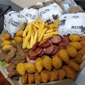 imagem do produto Combo 05 (4 BAURU+ 12 NUGGETS + 20 COXINHA + 300G FRITAS + 400G CARNE C/ CALABRESA)