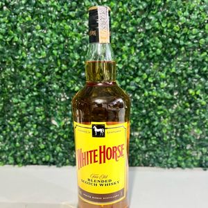 imagem do produto White horse