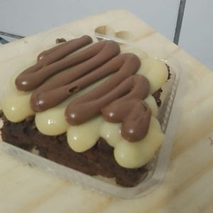 imagem do produto Brownie Ninho com Creme de Avelã 