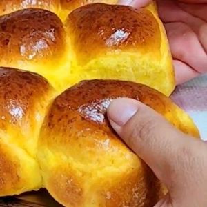 imagem do produto Pão de cenoura ( 9 unidades )