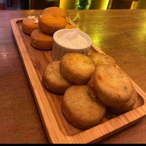 imagem do produto Mini disco de Arroz com mussarela (12 un)