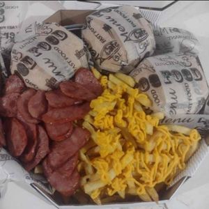 imagem do produto Combo 09 (3 Lanches + 600g Porção)