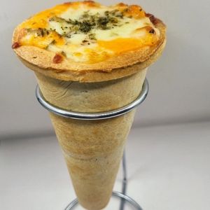 imagem do produto Pizza cone 4 Queijos