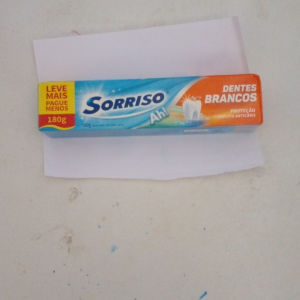 imagem do produto Creme dental sorriso 180 g