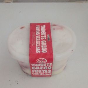 imagem do produto Sorvete yorgute  grego com frutas vermelhas 
