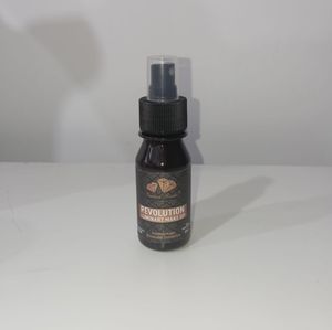 imagem do produto REVOLUTION LUMINART AUTOBRONZEADOR MAKE 60ML